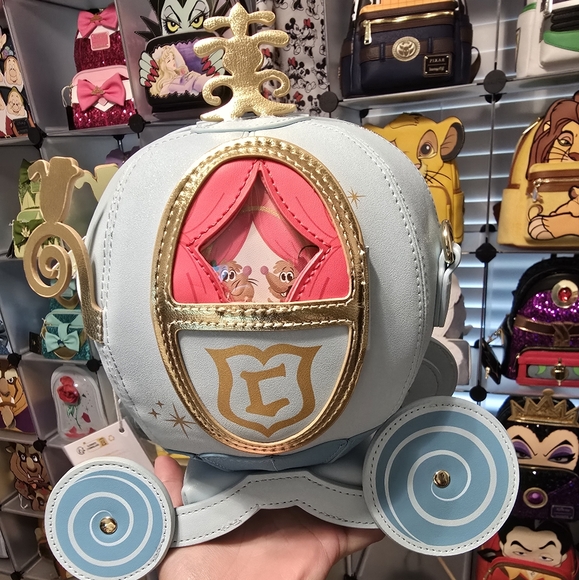 Loungefly Borsa A Tracolla Figural A Forma Di Zucca: Illumina Al Buio, Perfetta Per Halloween